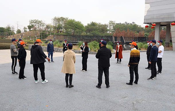 團結(jié)協(xié)作，共同進步